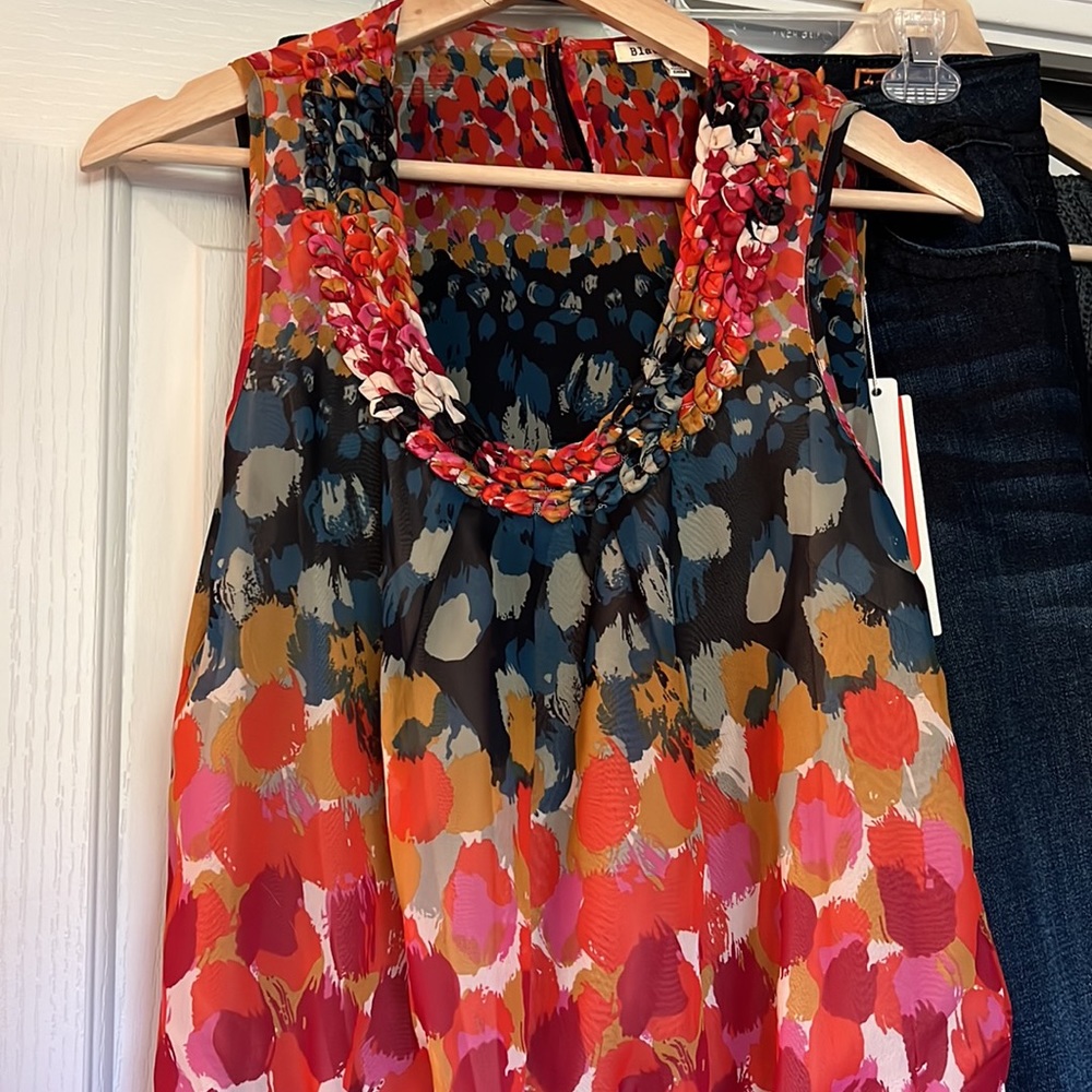 Black Rainn beautiful summer top